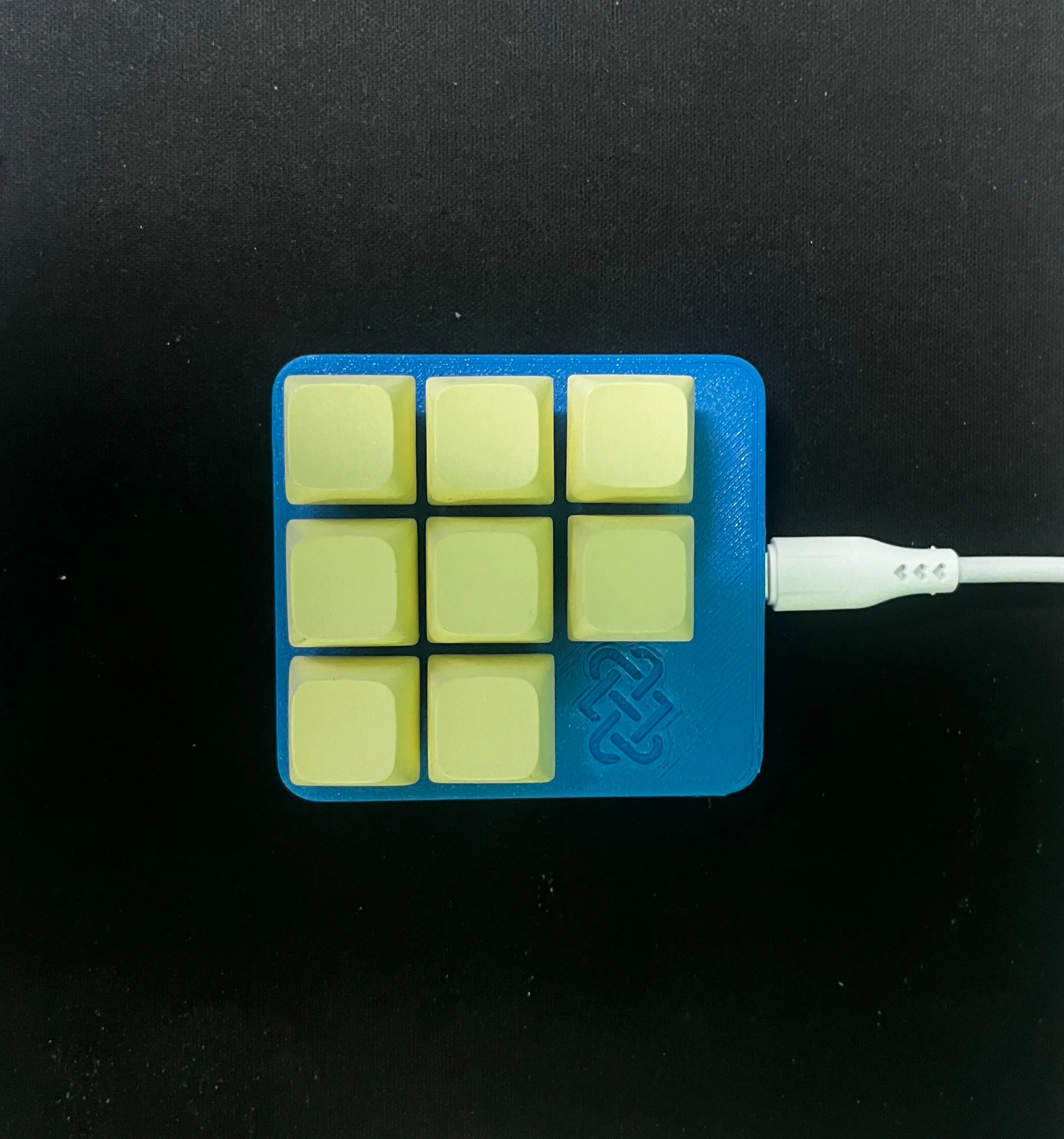 The macropad from above, plugged in over USB